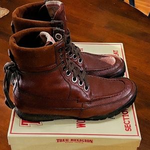True Religion Mens boots sz 10